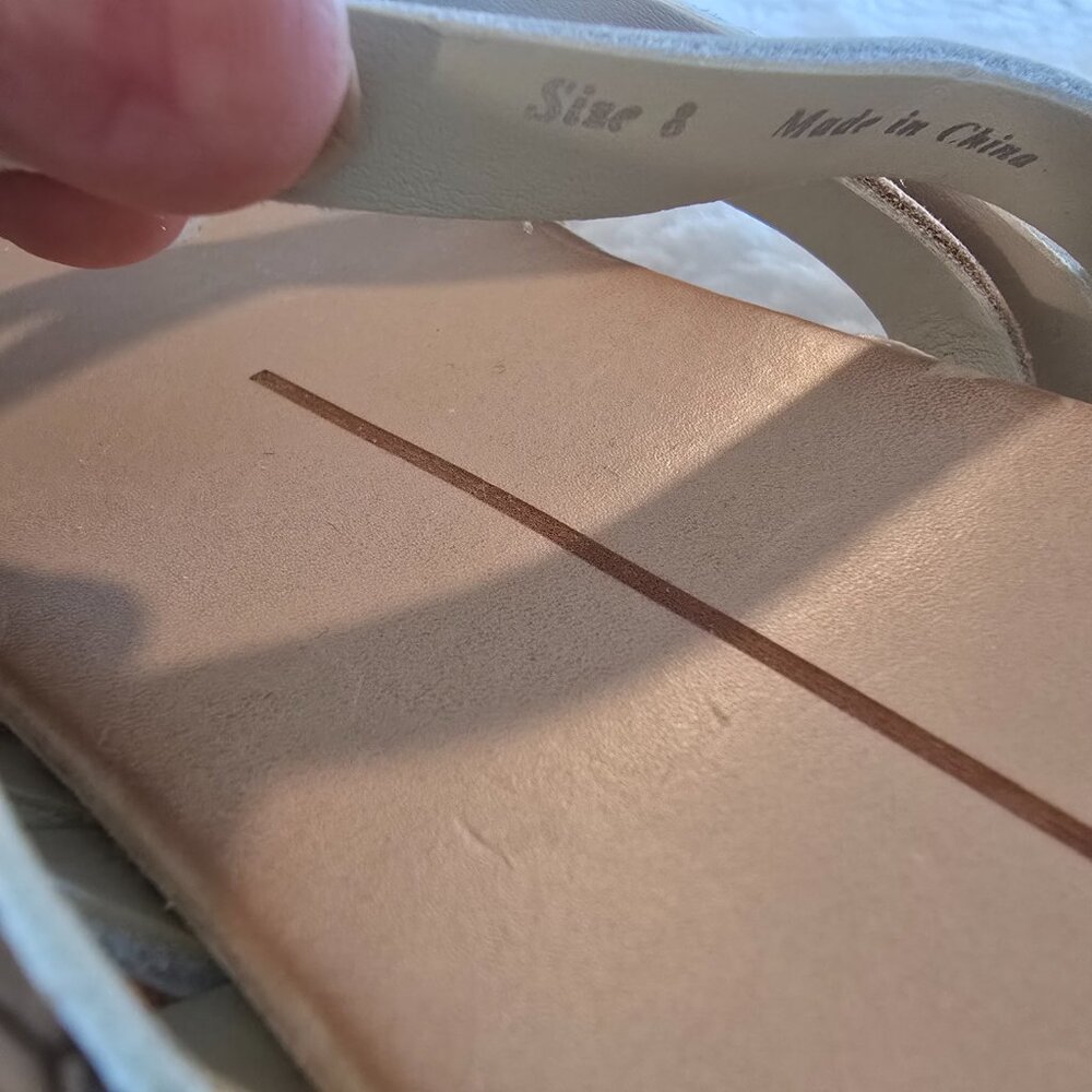 Dolce Vita Nelly Flat Sandals Beige White Neutrals Size 8 - Picture 15 of 16